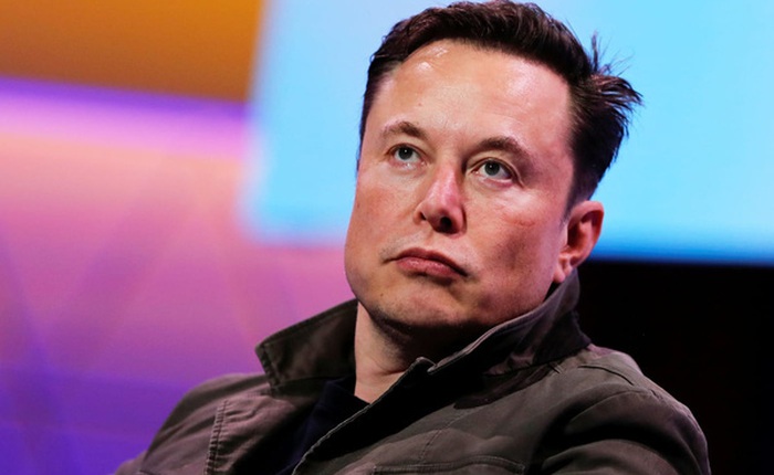 Muốn biết làm việc với Elon Musk 'khủng khiếp' thế nào hãy nhìn nhân viên SpaceX: 1 giờ sáng họp khẩn toàn công ty chỉ để trả lời câu hỏi của sếp 'Vì sao các anh chị không làm việc 24/7'