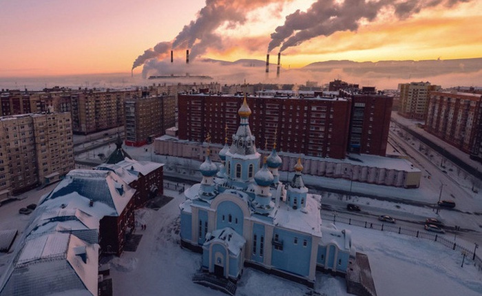 Cuộc sống khắc nghiệt ở Norilsk, nơi tách biệt với thế giới: Không chỉ có khí hậu lạnh giá mà còn là nơi ô nhiễm nhất hành tinh