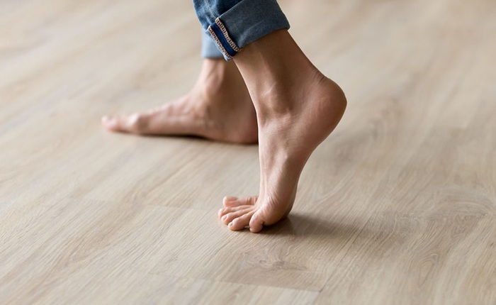Hóa ra 100 năm khoa học đã nhầm: Chỗ lõm trên bàn chân không giúp con người đứng thẳng, mà là vòm xương ngang