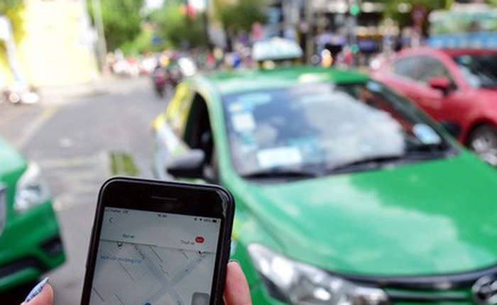 Taxi công nghệ ở Hà Nội xin “hoãn” thực hiện dán tem xe theo NĐ10 vì Covid-19