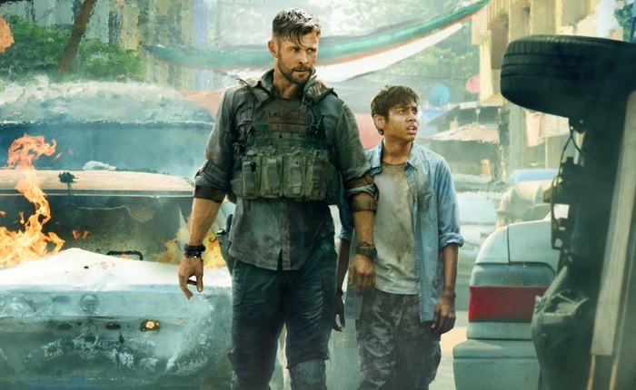 Netflix tung trailer bom tấn hành động mới của Chris Hemsworth: "Thần sấm" Marvel vào vai lính đánh thuê, đấm nhau chẳng kém gì John Wick