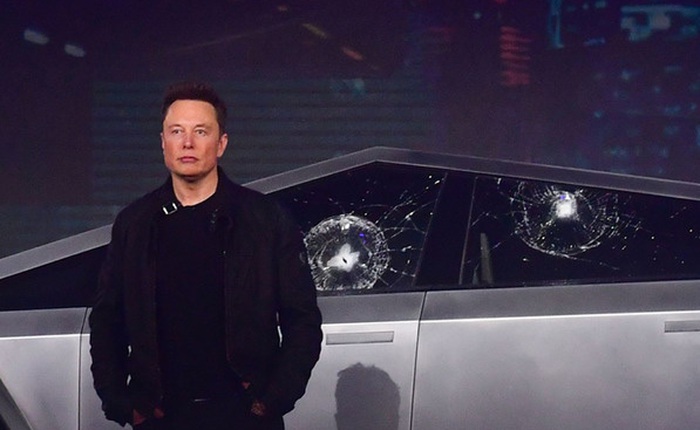 Đối phó với Covid-19, Elon Musk 'siết' lương nhân viên để cắt giảm chi phí