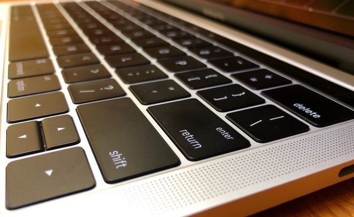 Apple vẫn chưa từ bỏ bàn phím cánh bướm trên MacBook nhưng việc cải tiến và đưa nó trở lại có phải là ý hay?