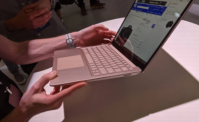 Surface Laptop 4 có thể được trang bị dòng CPU AMD Ryzen 4000
