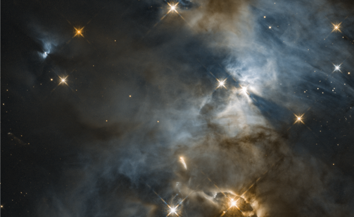 Bức ảnh tuyệt đẹp chụp từ kính thiên văn Hubble ẩn giấu một bí mật không tưởng