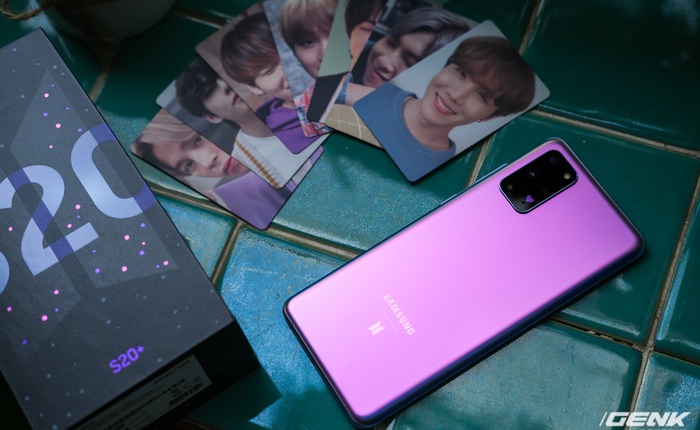 Mở hộp Galaxy S20+ phiên bản BTS: Màu tím hồng dễ thương, nhiều quà kèm theo dành riêng cho các fan A.R.M.Y