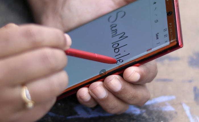 S-Pen trên Galaxy Note 20 có thêm tính năng mới rất hay, phục vụ hoàn hảo cho người hay đi họp