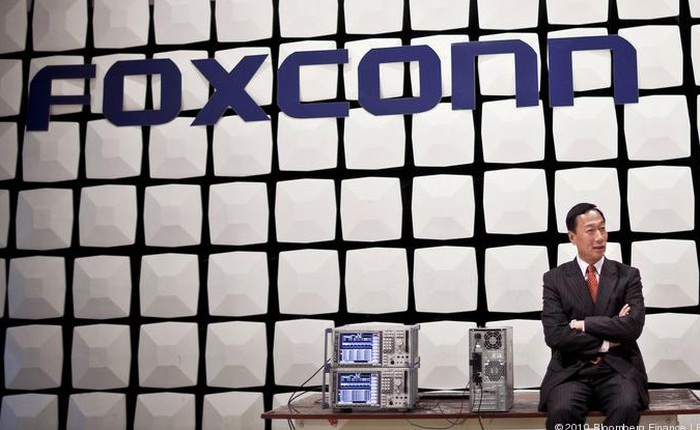 Đây là cách một 'viên đạn Made in China' đã găm vào thân thể của gã khổng lồ Foxconn