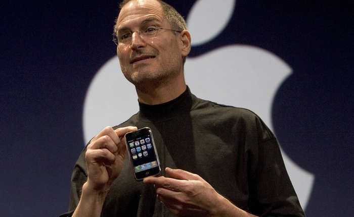 Sản phẩm cách mạng cuối cùng của Steve Jobs mới chỉ bước sang năm tuổi đời thứ 13, sao bạn đã vội chê Apple mất hết sức sáng tạo?