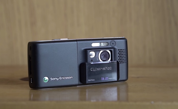 Nhìn lại Sony Ericsson K800: Chiếc điện thoại vừa ngầu vừa đa tài, bằng chứng cho một thời huy hoàng của Sony Ericsson