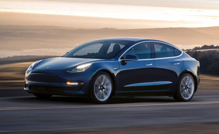 Xem chiếc Tesla Model 3 tự đi hết 600km, từ San Francisco đến Los Angeles mà hầu như không cần tài xế can thiệp