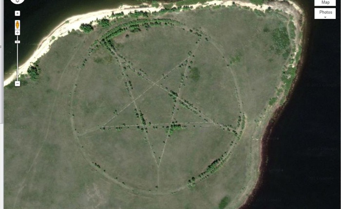 14 địa điểm kỳ lạ trên Google Earth