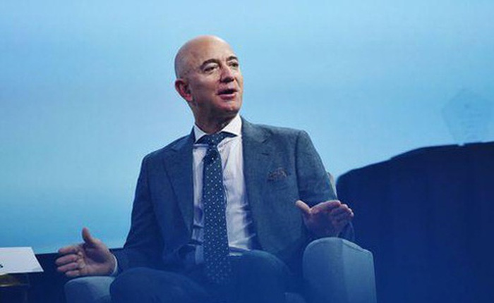 Người giàu nhất hành tinh Jeff Bezos điều hành Amazon như thế nào?