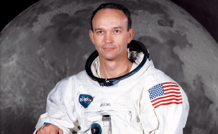 Phi hành gia huyền thoại Michael Collins, một trong ba người bay lên Mặt Trăng trên Apollo 11, qua đời ở tuổi 90