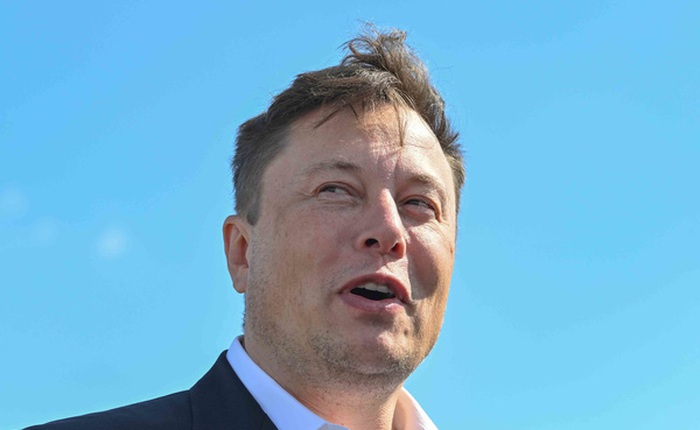 Bài học cảnh báo Elon Musk: Triệu phú John McAfee từng bị bắt vì tội bơm thổi, làm giá thị trường tiền số