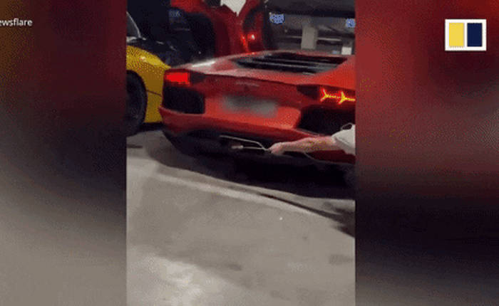 Trung Quốc: Thanh niên dùng ống xả Lamborghini Aventador nướng thịt, nướng luôn cả xe