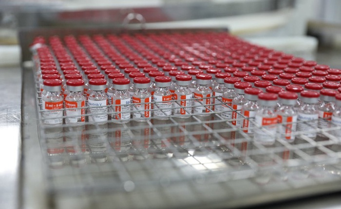 Việt Nam sản xuất lô vaccine Covid-19 Sputnik V đầu tiên