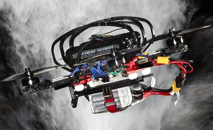 Drone tự lái đã có thể chiến thắng trước các mẫu drone do con người điều khiển