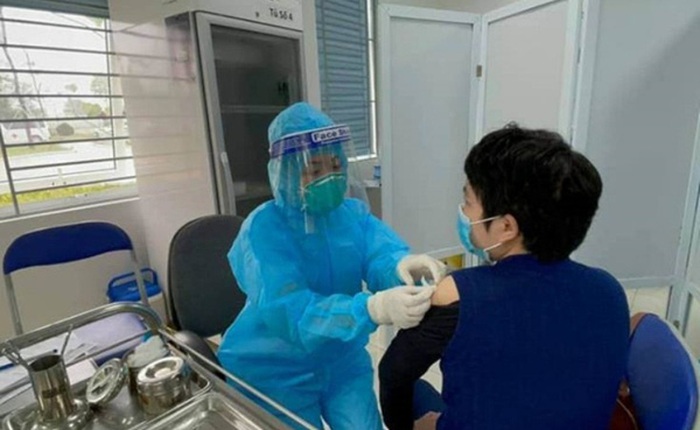 Người dân Hà Nội giờ có thể đăng ký tiêm vaccine Covid-19 online: Dùng trên mọi thiết bị, chỉ cần quét QR, quản lý tiêm từ A đến Z