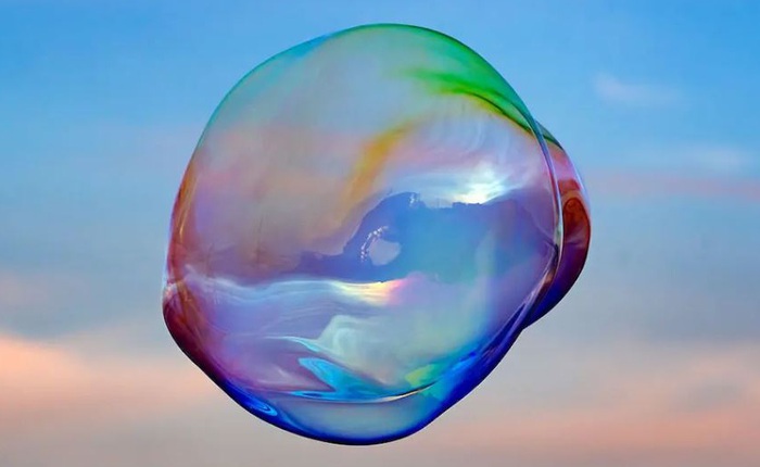 Các nhà khoa học tạo ra bong bóng "siêu thọ", 465 ngày mới chịu vỡ