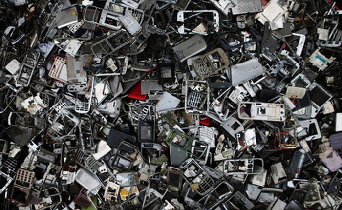 Giật mình với 5,3 tỉ điện thoại di động thải ra trong năm 2022