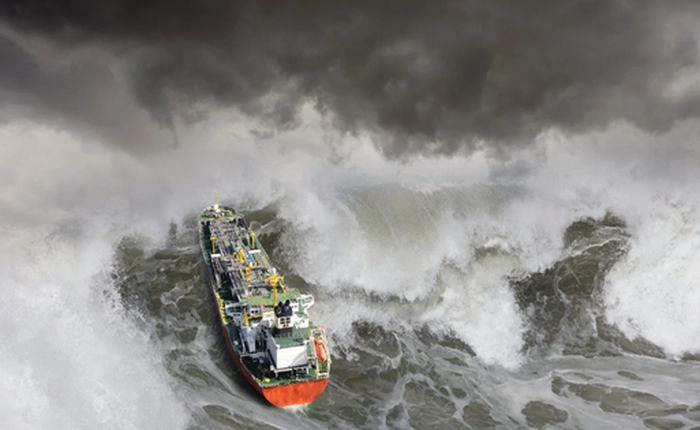Cơn sóng 'sát thủ' vừa tấn công du thuyền khổng lồ gần Nam Cực đến từ đâu?
