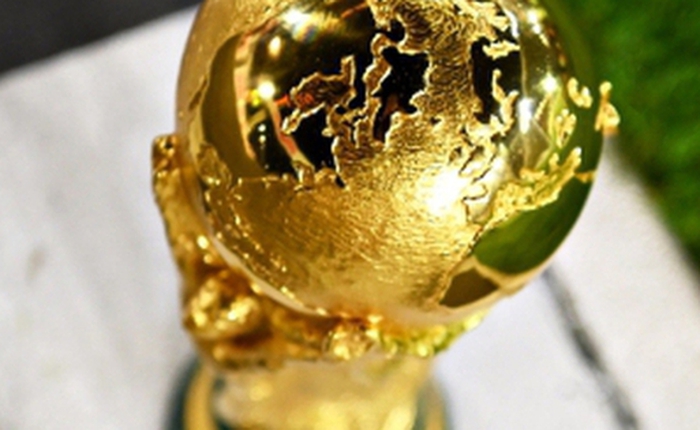 Cúp vô địch World Cup chứa 5kg vàng, giá trị hàng tỷ đồng