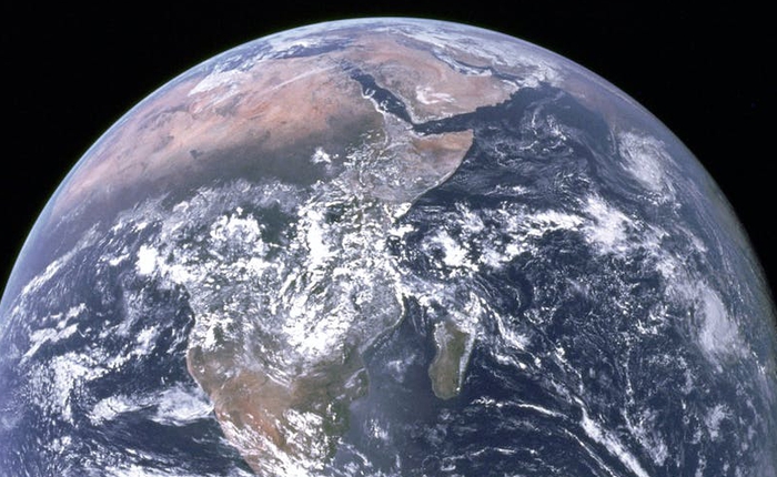 Kỷ niệm 50 năm ngày NASA chụp tấm ảnh Trái Đất trứ danh và thay đổi cách nhân loại nhìn nhận Địa Cầu