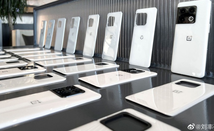 Giám đốc OnePlus giải thích tại sao chúng ta ít thấy smartphone màu trắng