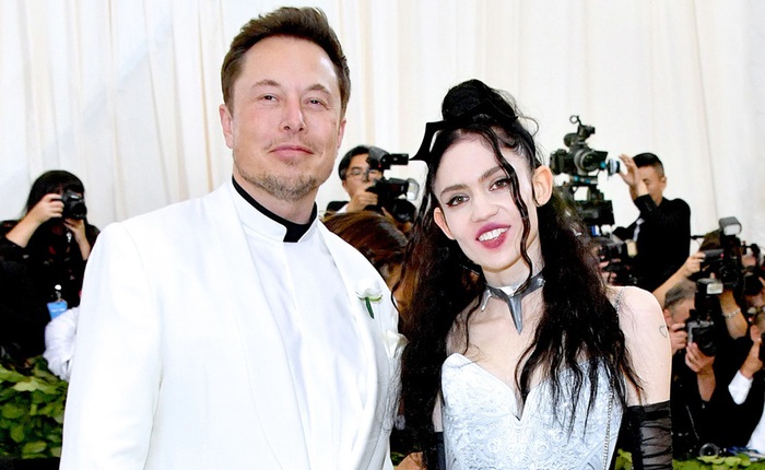 Elon Musk và bạn gái Grimes đã chào đón đứa con thứ hai, một bé gái tên Y