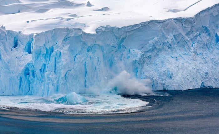 Thềm băng "không thể sụp đổ" ở Nam Cực vừa đổ sụp: Lời tiên tri tận thế đang ứng nghiệm