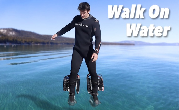 YouTuber chế thiết bị gắn chân để có thể lướt trên mặt nước và bơi lội giỏi như Aquaman