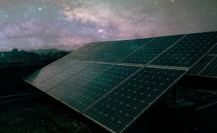 Phát triển thành công pin mặt trời sản xuất điện vào ban đêm