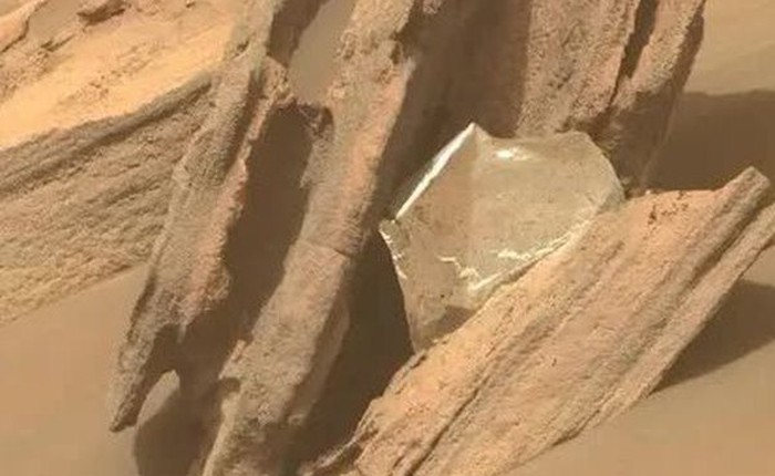 NASA chia sẻ hình ảnh cho thấy con người đang “xả rác” trên sao Hỏa