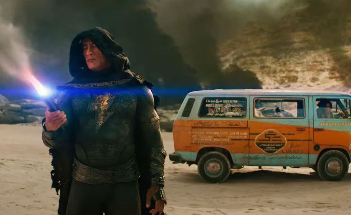 "The Rock" tay không bắt tên lửa đầy ấn tượng trong trailer đầu tiên của Black Adam