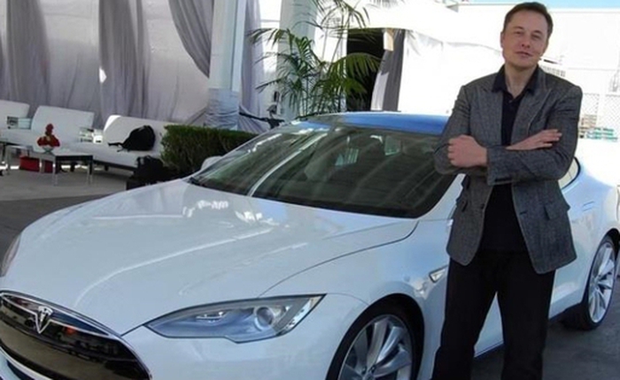 Bộ sưu tập xe đồ sộ của người giàu nhất thế giới Elon Musk