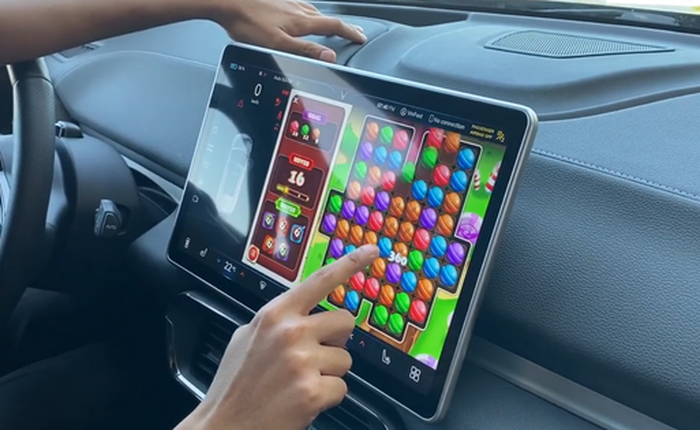 Các chủ xe VinFast VF 8 'tương lai' nhận xét về game trên xe: 'Tiềm năng phát triển lớn và mang đến nhiều trải nghiệm mở rộng'