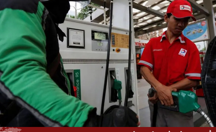 Tài xế xe công nghệ Indonesia “vật lộn” với giá nhiên liệu cao