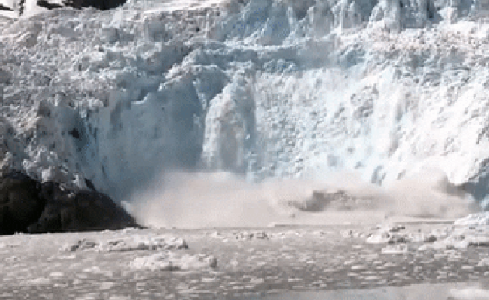 Sau 20 giờ khắc nghiệt ở Nam Cực, nhà khoa học ra cảnh báo về 'sông băng Ngày tận thế'