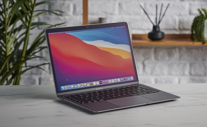 Mẫu MacBook bán chạy nhất "sập giá" dịp cuối năm