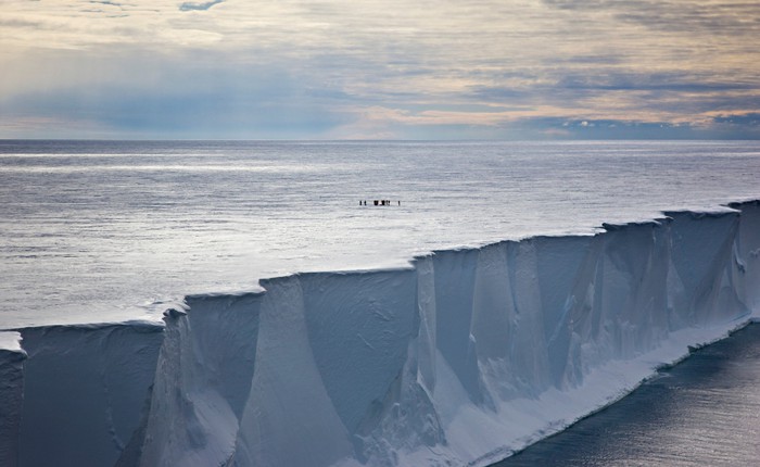 Bức tường Nam Cực: Bí ẩn ẩn giấu bên cạnh Trái Đất!