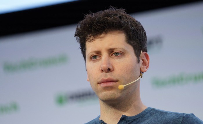 Biến căng tại nơi khai sinh ChatGPT, OpenAI đột ngột sa thải CEO Sam Altman