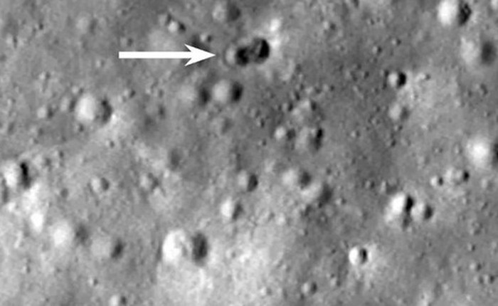 "Lỗ thủng đôi" trên Mặt Trăng là do tên lửa Mỹ hoặc Trung Quốc?
