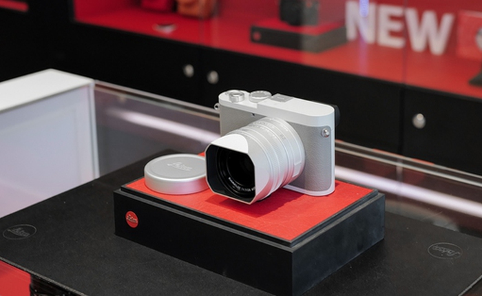 Mở hộp máy ảnh hạng sang Leica Q2 Ghost Edition: Màu xám xi măng, lấy ý tưởng từ đồng hồ Rolex hiếm