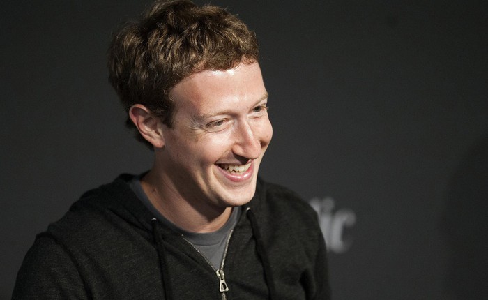 Hào quang quay trở lại với Mark Zuckerberg: Sau 1 năm lao xuống vực, doanh thu Meta lần dầu tiên tăng, 'khoe' có 2,04 tỷ người dùng Facebook mỗi ngày