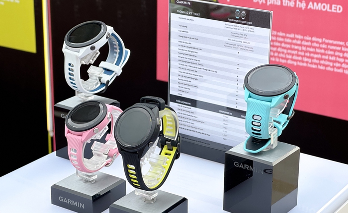 Garmin ra mắt bộ đôi smartwatch chạy bộ GPS màn hình AMOLED đầu tiên, giá từ 11,69 triệu đồng