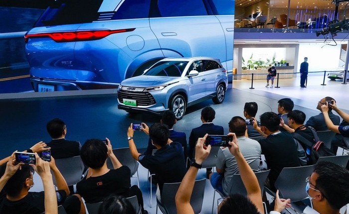 Trung Quốc rung chuyển ngành công nghiệp xe hơi: Vượt mặt từ Mỹ đến Nhật Bản, cạnh tranh khốc liệt chỉ sau vài giờ đối thủ ra mắt sản phẩm mới