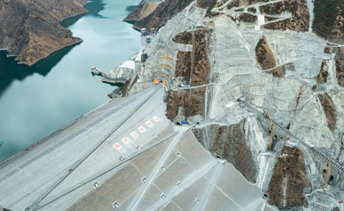 Trung Quốc xây đập thủy điện ở "lưng chừng trời", liên tục xô đổ những kỷ lục vô tiền khoáng hậu: Nằm ở độ cao 3.000m, riêng thân đập cần tới 43 triệu m3 vật chất để lấp đầy