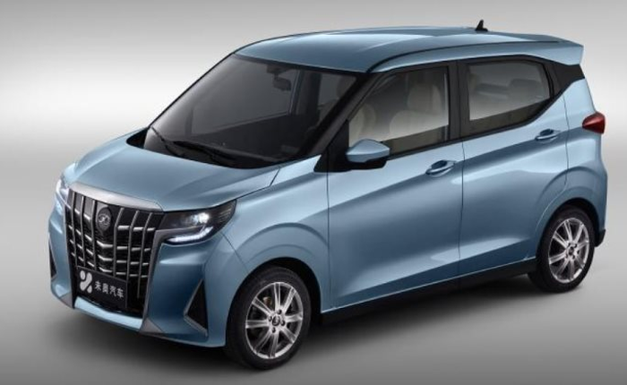 Xe điện cỡ nhỏ “đàn em” của Toyota Alphard chính thức trình làng: Kích thước nhỉnh hơn VinFast VF 3, giá chỉ 130 triệu đồng, phạm vi hoạt động 300 km