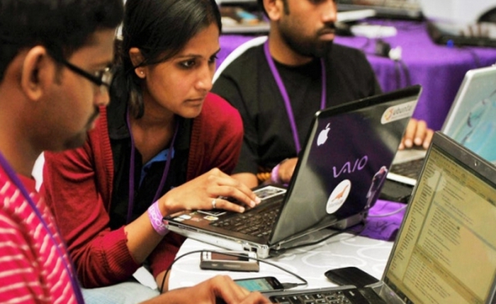 Điều khiến hàng triệu lập trình viên 'code thuê' ở Ấn Độ rơi vào cảnh mất việc trong 2 năm tới